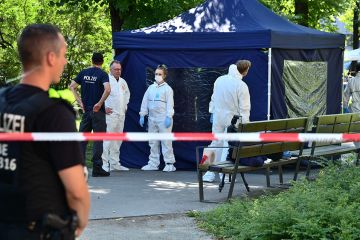 Пусть всю оставшуюся жизнь ходят и оглядываются