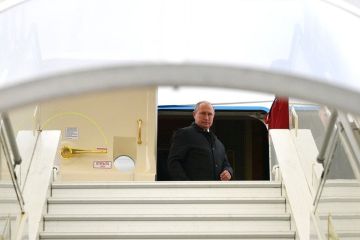 К приезду Путина во Франции обнаружили 15 российских «шпионов». Колонка Владимира Тулина