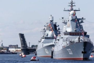 Контр-адмирал считает, что ВМФ РФ надежен в защите, но уступает США в нападении