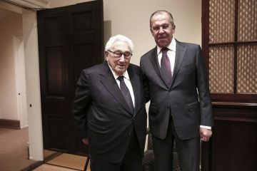 Лавров и Киссинджер. Как далеко зайдет чистка «конюшен» теневой дипломатии