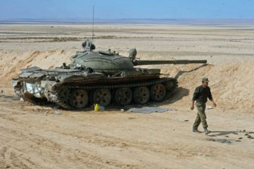 Попадание противотанковой ракеты в Т-62 сняли на видео в Сирии