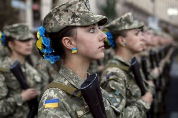 Генералы НАТО очень любят красивых украинок-военнослужащих: их численность в ВСУ будут повышать до 50%