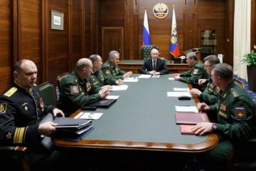 Министерство обороны созывает всех в информационные окопы