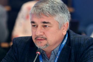 Ищенко: США перестали скрывать прямое управление Украиной