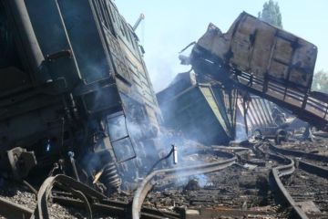 В ДНР помиловали диверсантов, которые по наводке СБУ подорвали ж/д состав