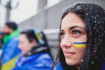 Киевлянка рассказала, как живет столица Украины перед Новым годом