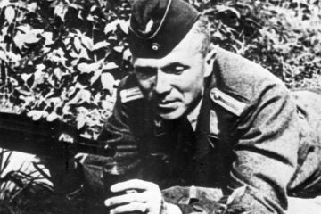 Николай Кузнецов: почему этого советского разведчика звали палач оккупантов
