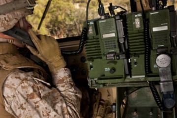 На Ближний Восток с любовью: ВСУ «потеряли» полсотни американских радиостанций на Донбассе