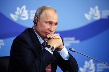 Почему Путин до сих пор остается у власти, если дела у российской экономики плохи