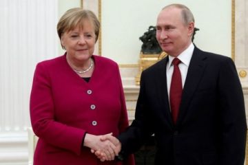 Россия стала ключевым миротворцем Ближнего Востока в противовес "токсичной" политике США