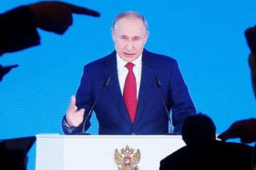 Слова Путина и дела Украины: кому всё, а кому намёк