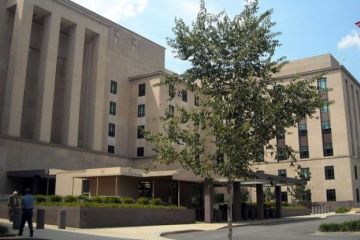 США пытаются удержать остатки влияния на Ближнем Востоке обвинениями к РФ и Сирии