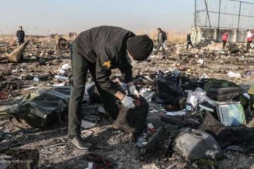 Украина сдаёт США с потрохами, требуя черные ящики с Боинга