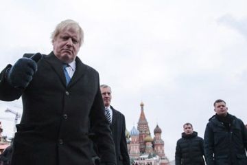 Борис Джонсон утвердил доклад о том, что он – «агент Кремля»