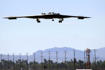 В Китае обратили внимание на новый российский бомбардировщик-невидимку ПАК ДА