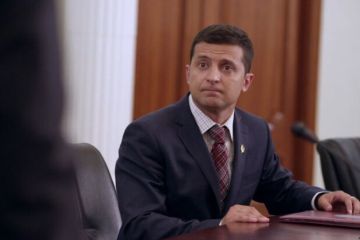 Перед днем рождения: Зеленский отказался от поста президента