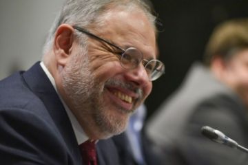 Хазин усомнился в искренности Греты Тунберг и в способности роботов заменить человека