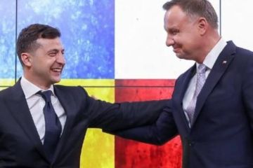 Зеленский назвал Советский Союз виновником Второй мировой войны.