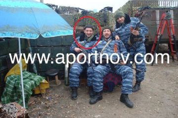 В Киеве разоблачили украинских нацистов, воевавших в форме ополчения ЛДНР в Донбассе