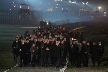 Польша решила, что увольнение защитника евреев – «отличное» завершение скандала с Холокостом