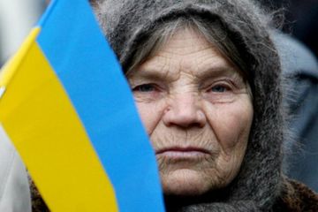 «Продайте свою собаку»: наглый депутат рассказал пенсионерке, как заплатить за коммуналку