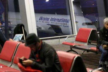 Авиакатастрофа в Иране: структуры Коломойского рассорили Тегеран с Киевом