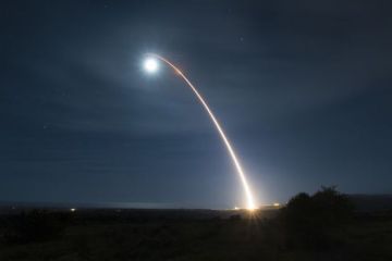 Американцы совершили пуск межконтинентальной баллистической ракеты