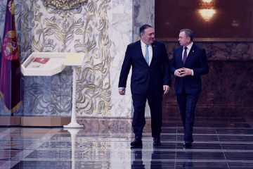 Революции не будет — Вашингтон уже нашел угодную замену Лукашенко