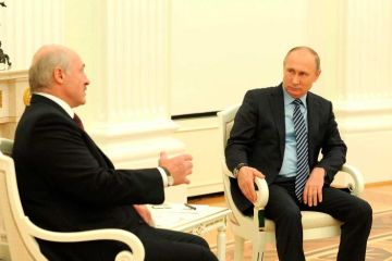 Лукашенко прибыл к Путину без галстука за нефтью