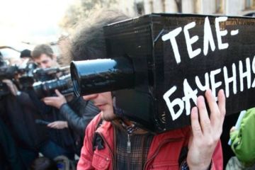 Телеканал «патриота» Украины Коломойского снял семь фильмов на русском языке на весну 2020 года