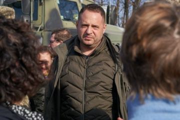 «Порохоботам» бояться нечего: при Ермаке чуда не будет, Украина с Россией не подружится