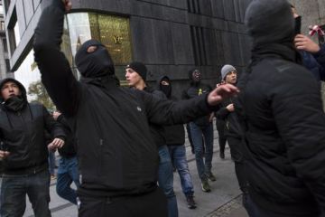 Ботинком в челюсть: В Польше начался сезон охоты на русских