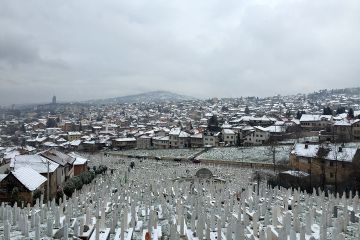 В Сараево отличились радикальным антисербским демаршем
