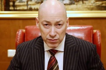 «Пусть живут отдельно и не мешают строить Украину»: Гордон призвал отпустить Донбасс