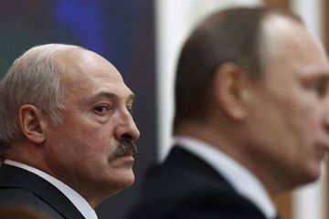 Лукашенко между Помпео и Путиным