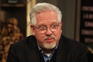 Прокси-война американских криптонацистов против России