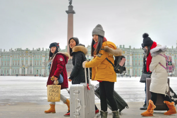 В Петербурге подсчитали ущерб из-за потери китайских туристов