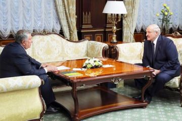 Сечин прилетел в Минск принимать «почетную капитуляцию» Лукашенко