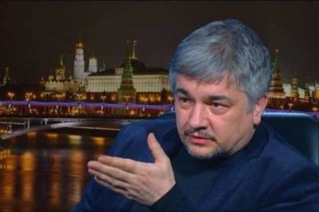 Ищенко рассказал, когда Киев намерен вернуть российские суда