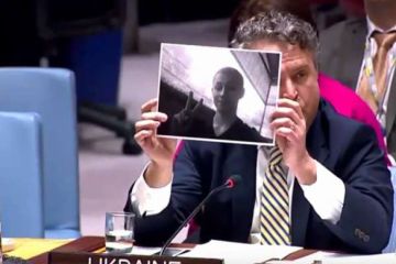 Оборванец: конфуз Украины в ООН — оторванная пуговица опозорила Киев