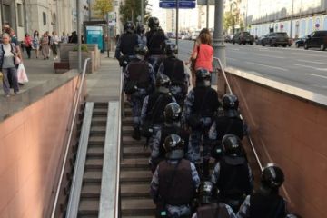 Захаров считает, что «вирусологов в спортивных костюмах» в РФ может остановить УК