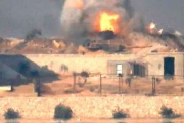 Российская авиация сжигает турецкую бронетехнику во время наступления на Найраб