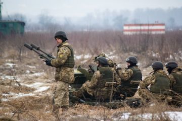 Донбасс сегодня: ЛНР под огнем дальнобойной артиллерии, армия Киева укрепляет позиции