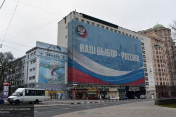 Сурков резко ответил на «возвращение» Донбасса в Украину