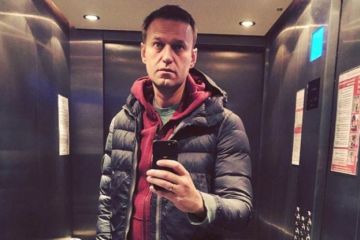 Серуканов назвал присваивание «оппозицией» роспуска кабмина РФ «бреднями» Навального