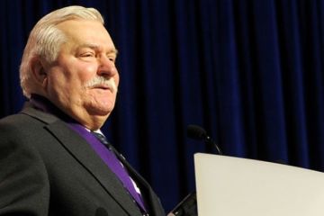 Валенса: примирение Польши с Россией сотрясет Запад