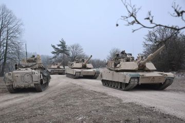 В Варшаве сообщили об иностранной армии, пересекшей польскую границу