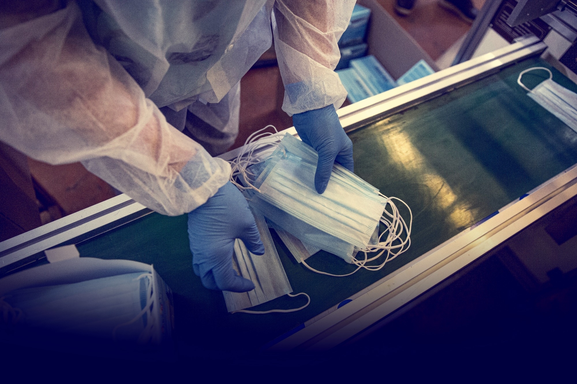 Пандемия коронавируса: на Украине не осталось масок – их продали в Европу