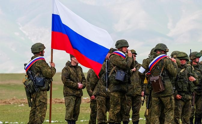 Россия отказалась от военных учений близ границ НАТО