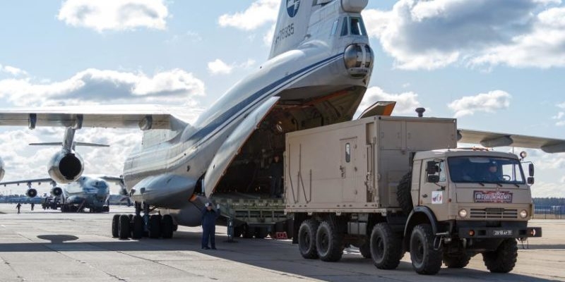 COVID-19 меняет правила — зачем «биологический спецназ» России пересек Альпы?